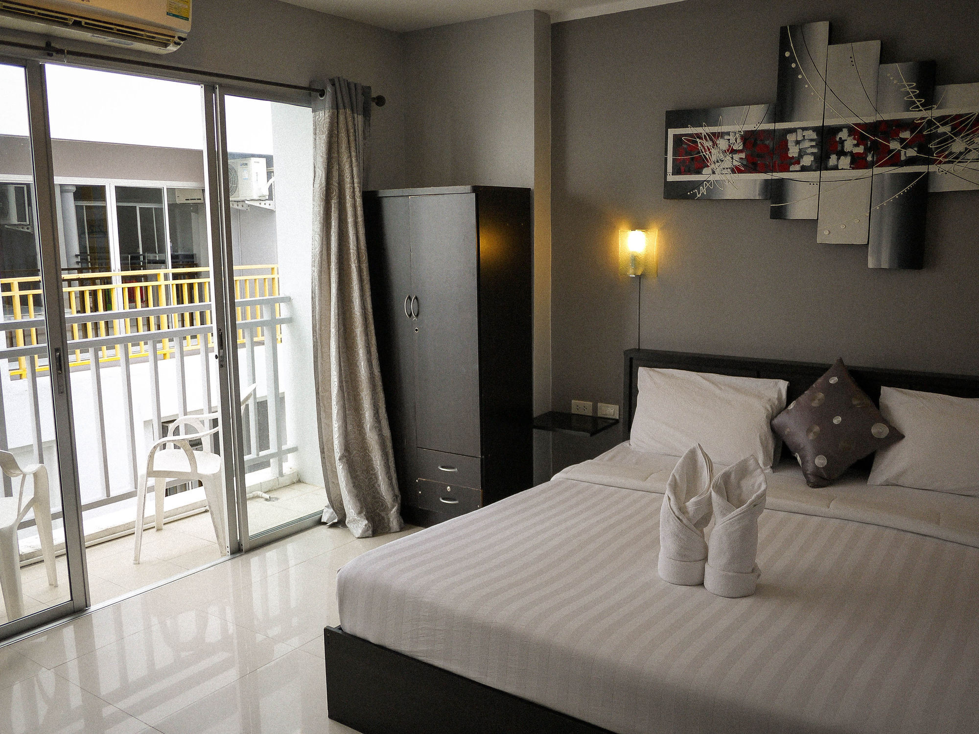 Holiday Home Patong Esterno foto